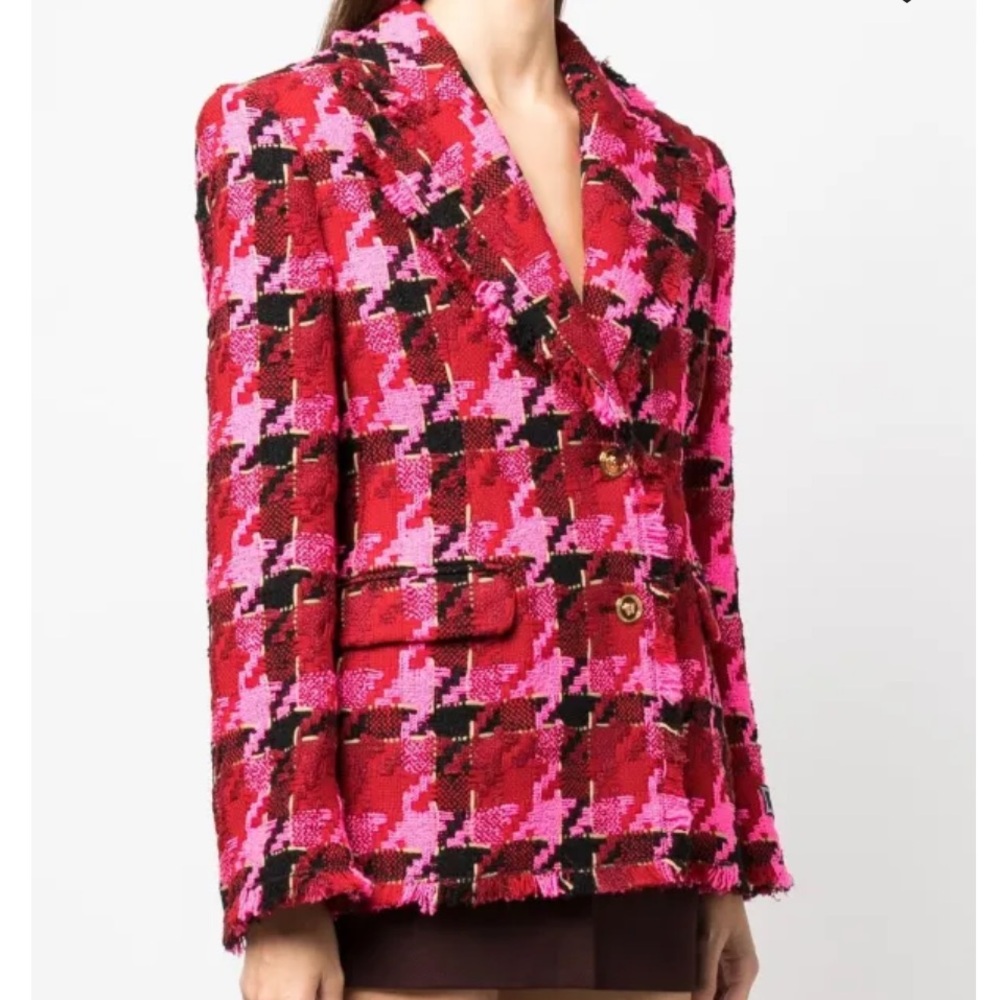 🆕Versace single breasted pink, black multi blazer